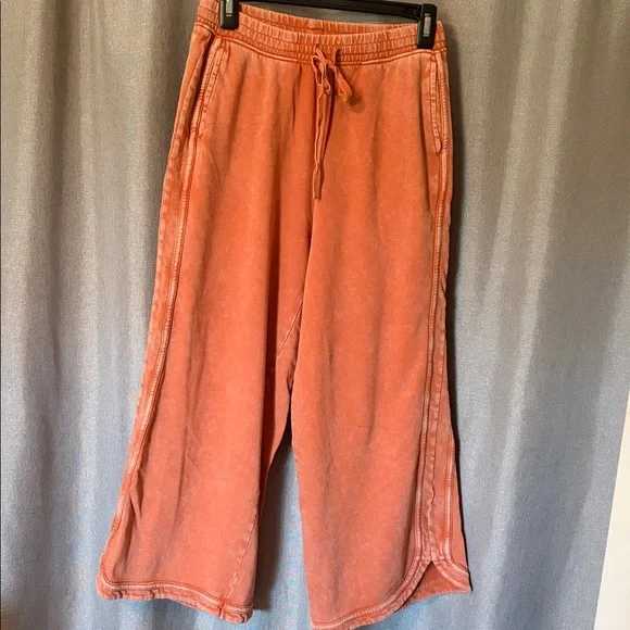 So Comfy Wide Leg Pant Cropped Length - Picture 4 of 8